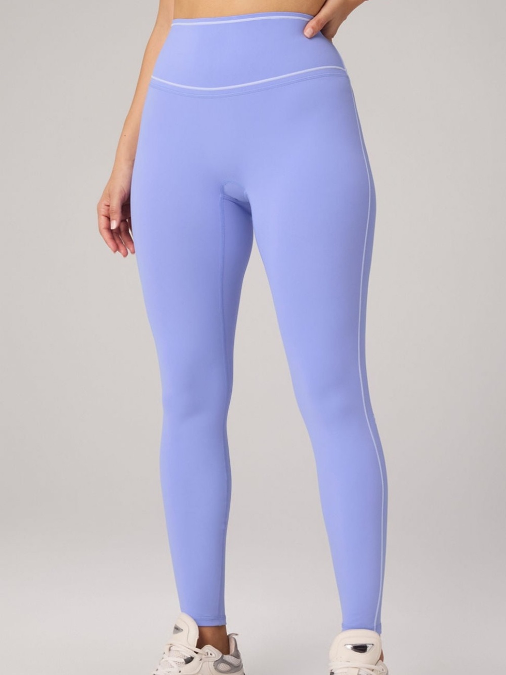 Fabletics Women’s Workout Set Bundle - Picture 4 of 5